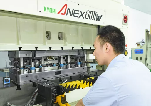 Japan Keiri High-Speed Punch